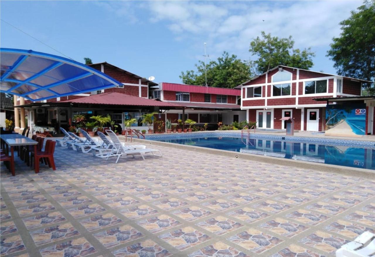 Sun Place Las Tunas Extérieur photo